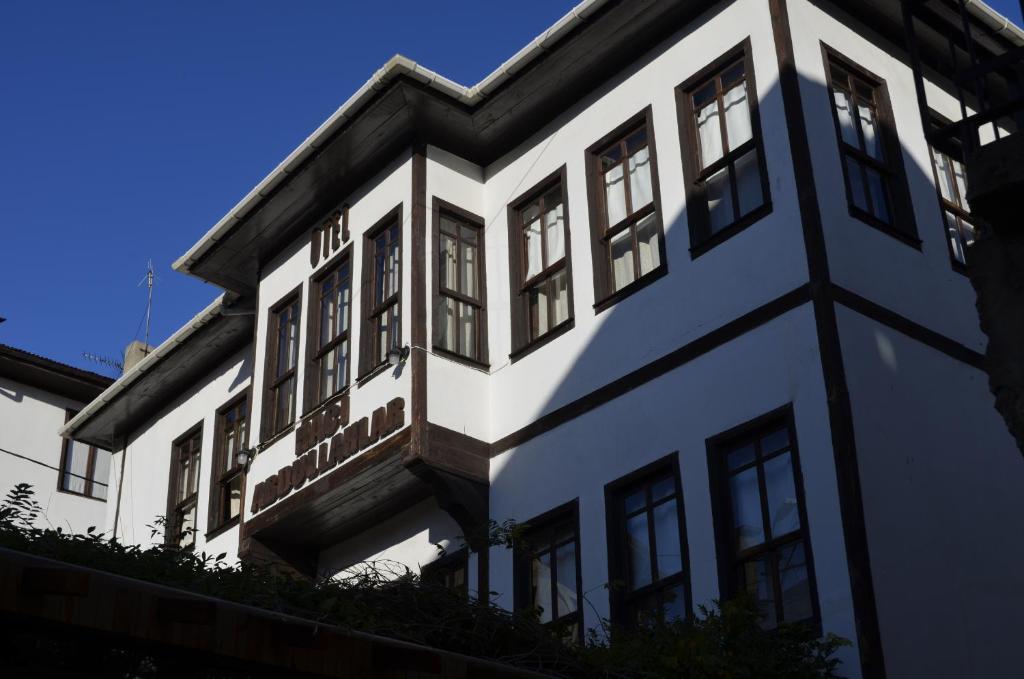 Haci Abdullahlar Konagi Hotel Mudurnu Exterior photo
